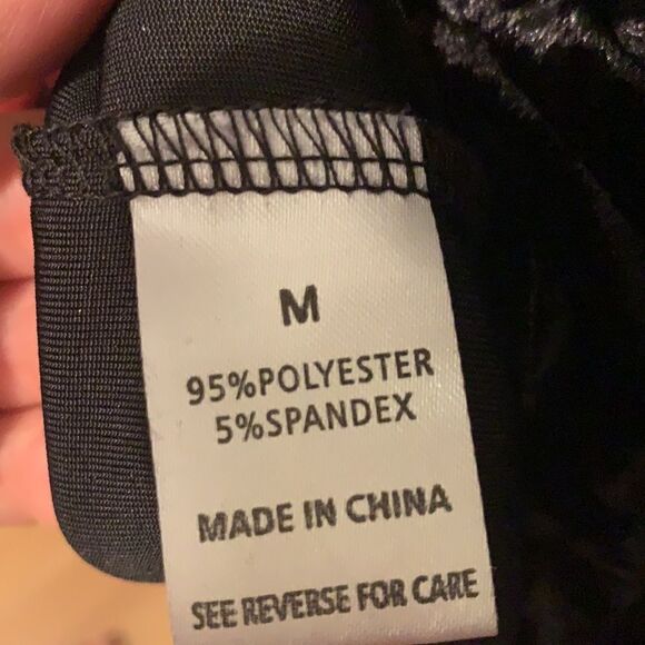 Wishlist crushed velvet over sized long sleeve top - Picture 4 of 5